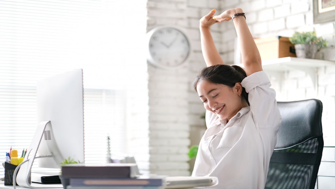 4 Cara Streching Sederhana dengan Cara Yang Efektif untuk Menjaga Kesehatan dan Produktivitas Saat di Kantor