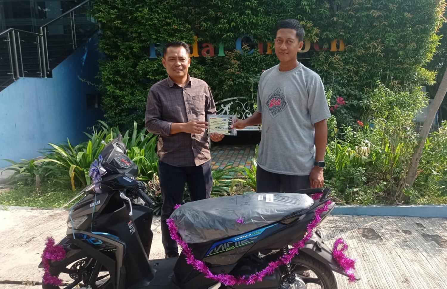 Sebelumnya Tidak Pernah Menang, Warga Marikangen Dapat Hadiah Sepeda Motor