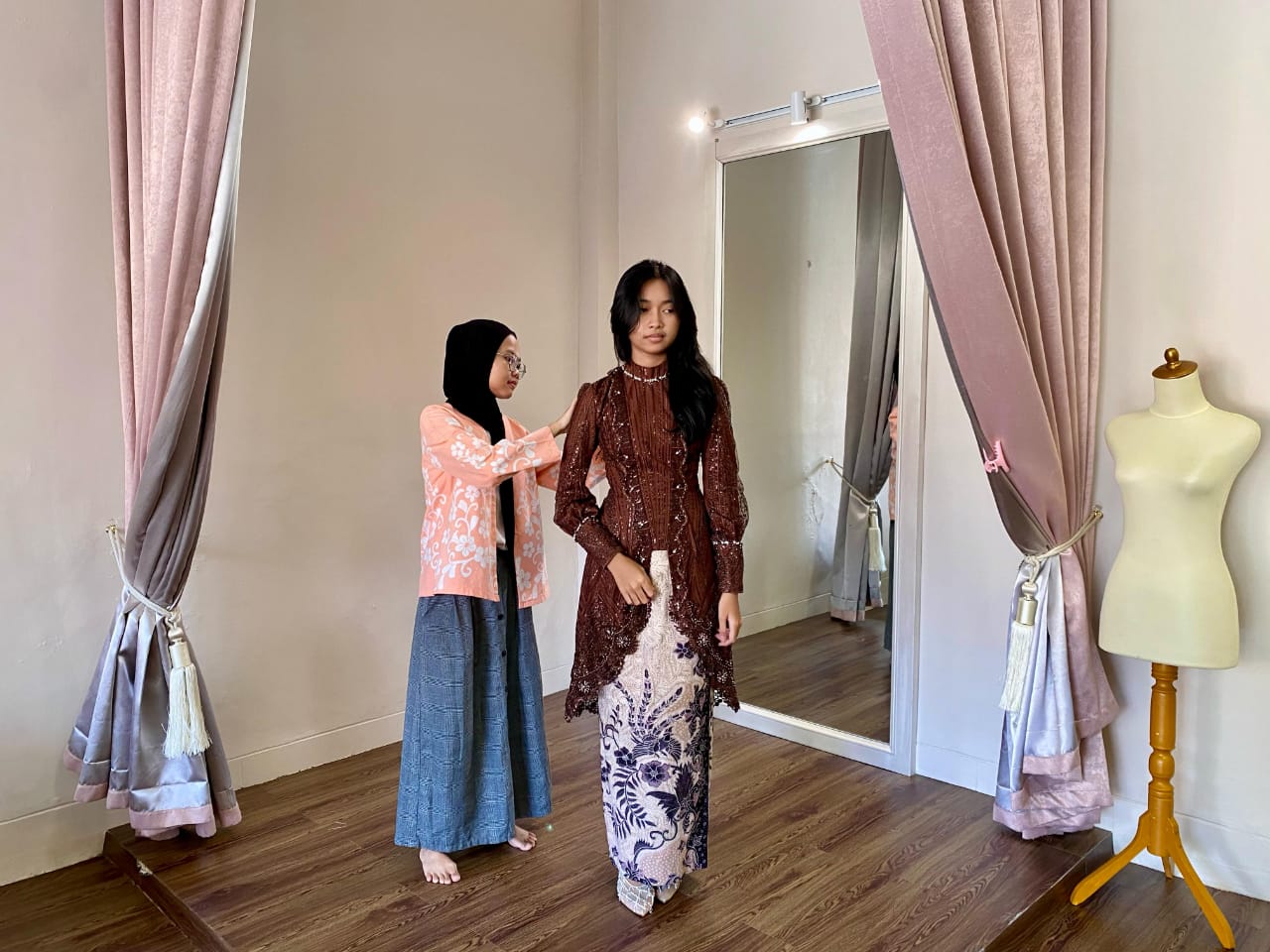 Sewa Kebaya Perdana, Cara Kreatif dan Hemat untuk Tampil Keren Pada Momen Spesial 