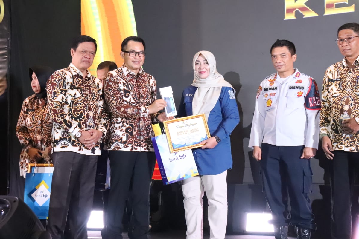 Pemkab Cirebon Luncurkan Aplikasi Baridin untuk Permudah Pembayaran Retribusi Daerah