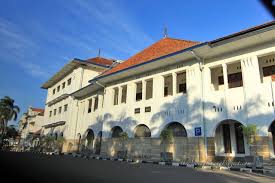 Menjelajahi Cirebon Malam Hari? Ini Dia Tempat Wisata Malam di Cirebon