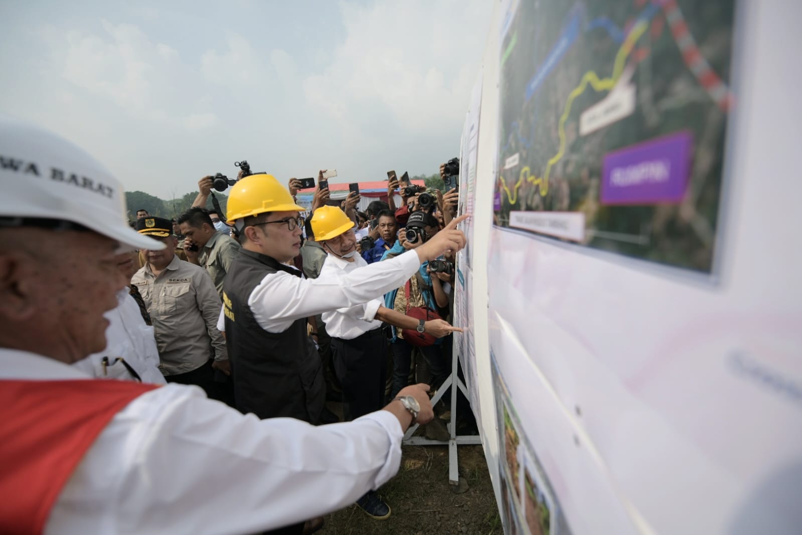 Ridwan Kamil: Jalan Khusus Tambang Cigudeg - Rumpin Bogor Mulai Dibangun