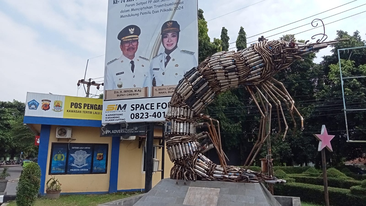 Patung Udang dari Knalpot Brong Sudah Dipasang di Kabupaten Cirebon, di Sini Lokasinya