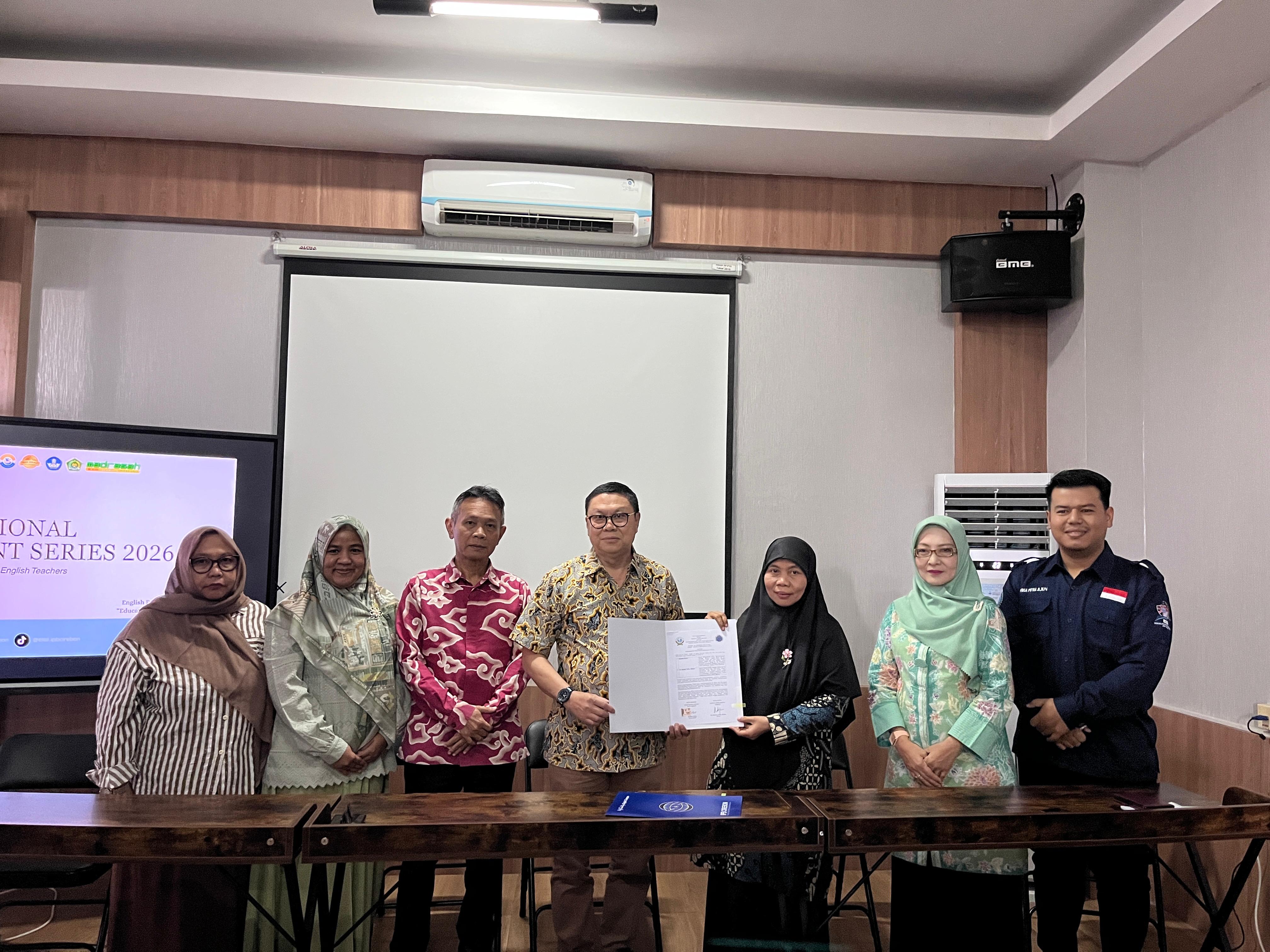 IPB Cirebon Jalin Kerja Sama dengan MGMP MTs, Perkuat Kompetensi Guru Bahasa Inggris