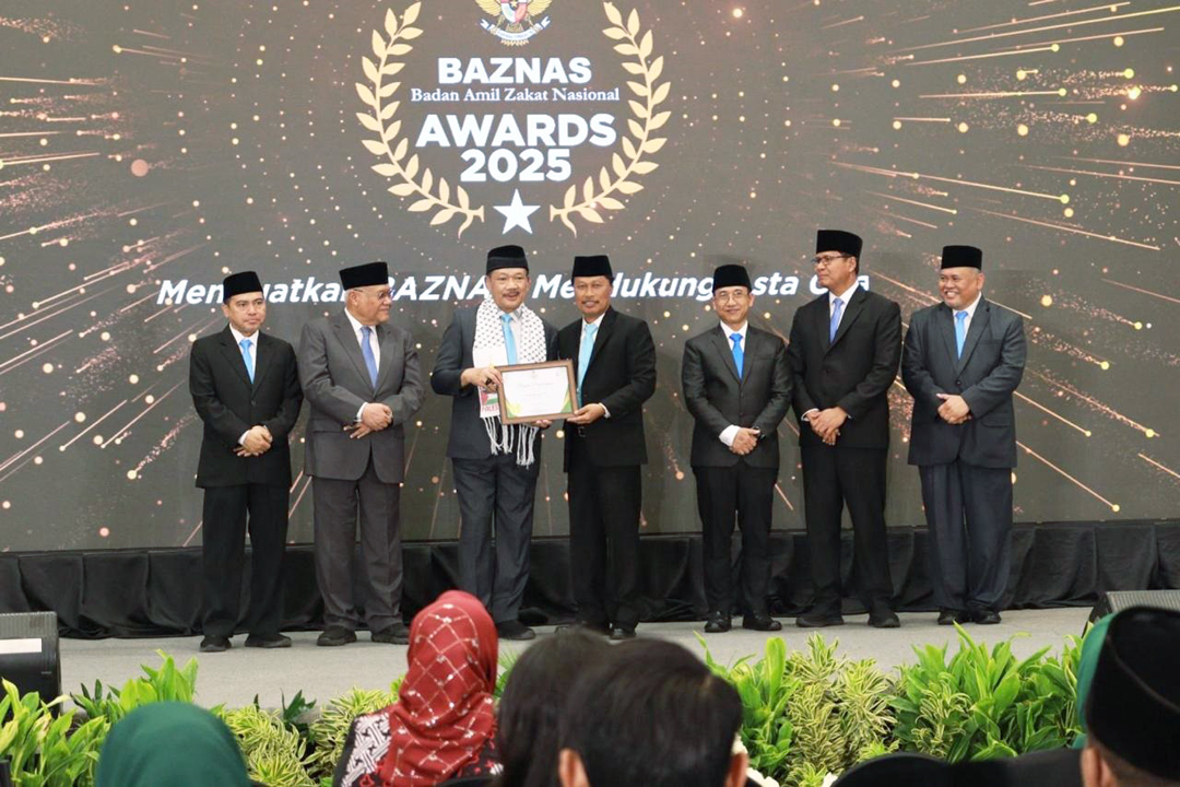 Kota Cirebon Raih Dua Penghargaan Baznas Awards 2025