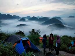  Hidden Gem Kabupaten Majalengka! Menjelajah Keindahan Bukit Sanghyang Dora