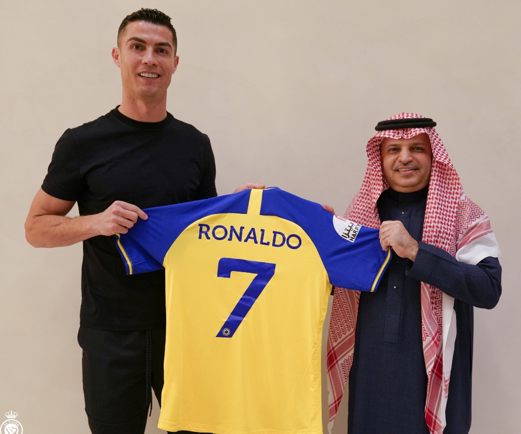 Cristiano Ronaldo Belum Bisa Lakukan Debutnya Bersama Al Nassr, Meski Sudah Teken Kontrak, Kok Bisa?