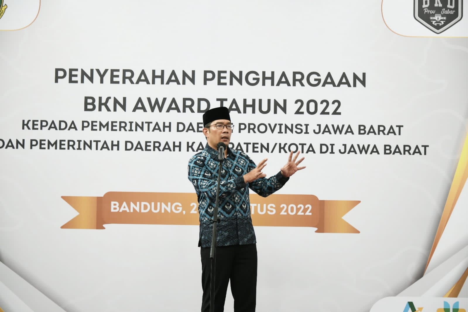 Ridwan Kamil Optimis akan Lompatan Ekonomi di Jawa Barat Utara dan Selatan 
