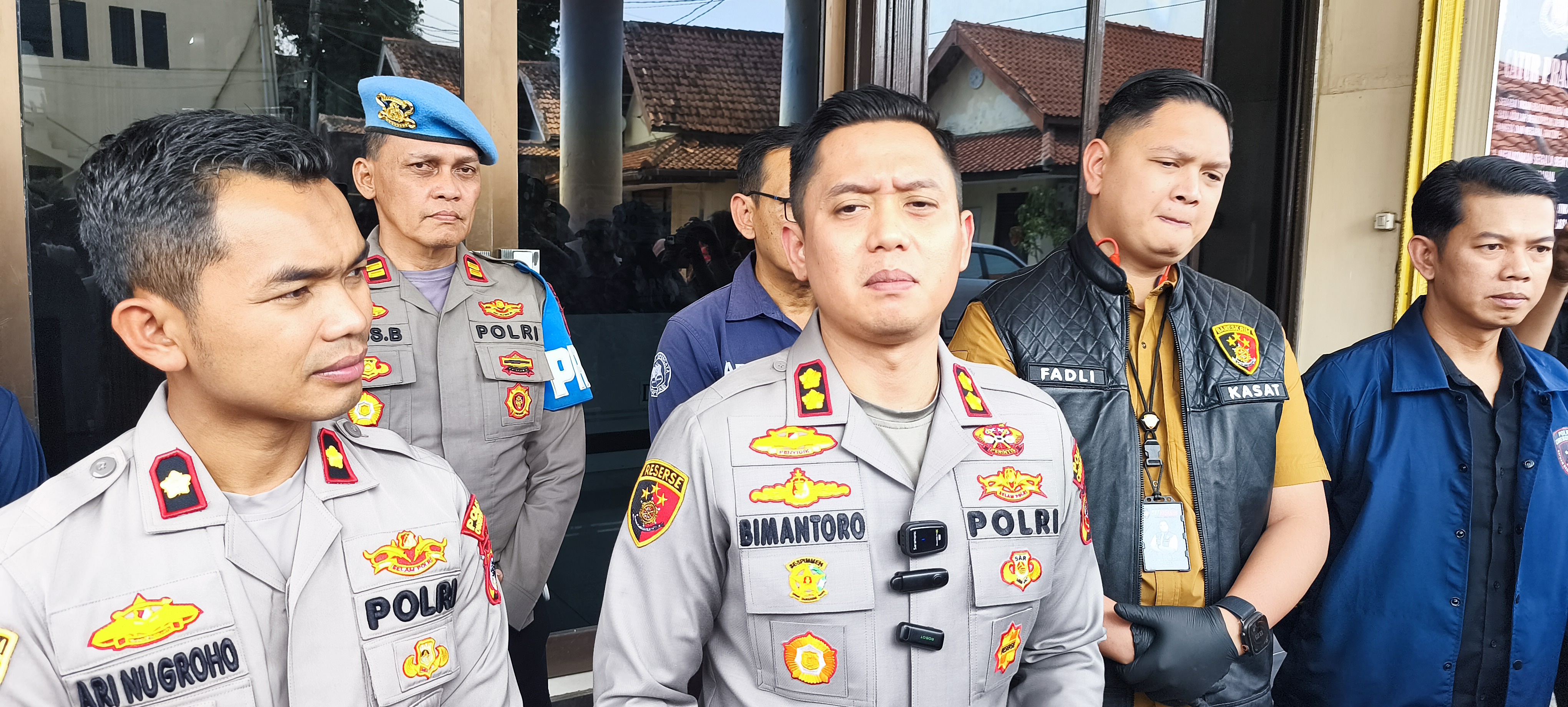 Pelajar 14 Tahun Pelaku Pencurian di Toko Gadget di Cirebon, Gondol 3 iPhone, Tutup Kepala Pakai Celana