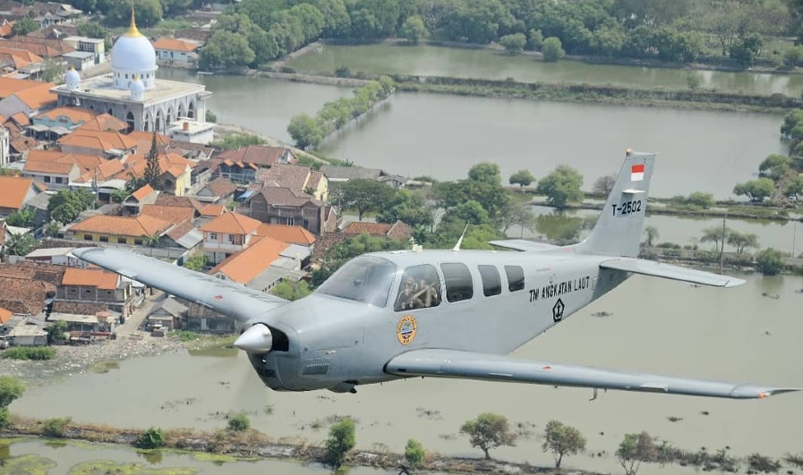 Pesawat Latih TNI AL Jatuh di Selat Madura, Jenis G-36 Bonanza, Ada Dua Awak