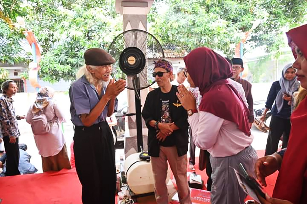 Kisah Mimi Rasinah Maestro Tari Topeng Indramayu, Sempat Ganti Profesi dan Vakum Puluhan Tahun 