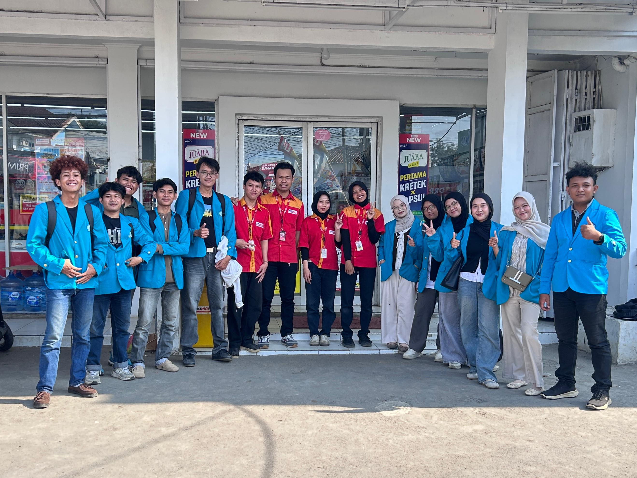 Pengembangan Karir Berdasarkan Kompetensi: Hasil Observasi Mahasiswa UGJ pada Alfamart