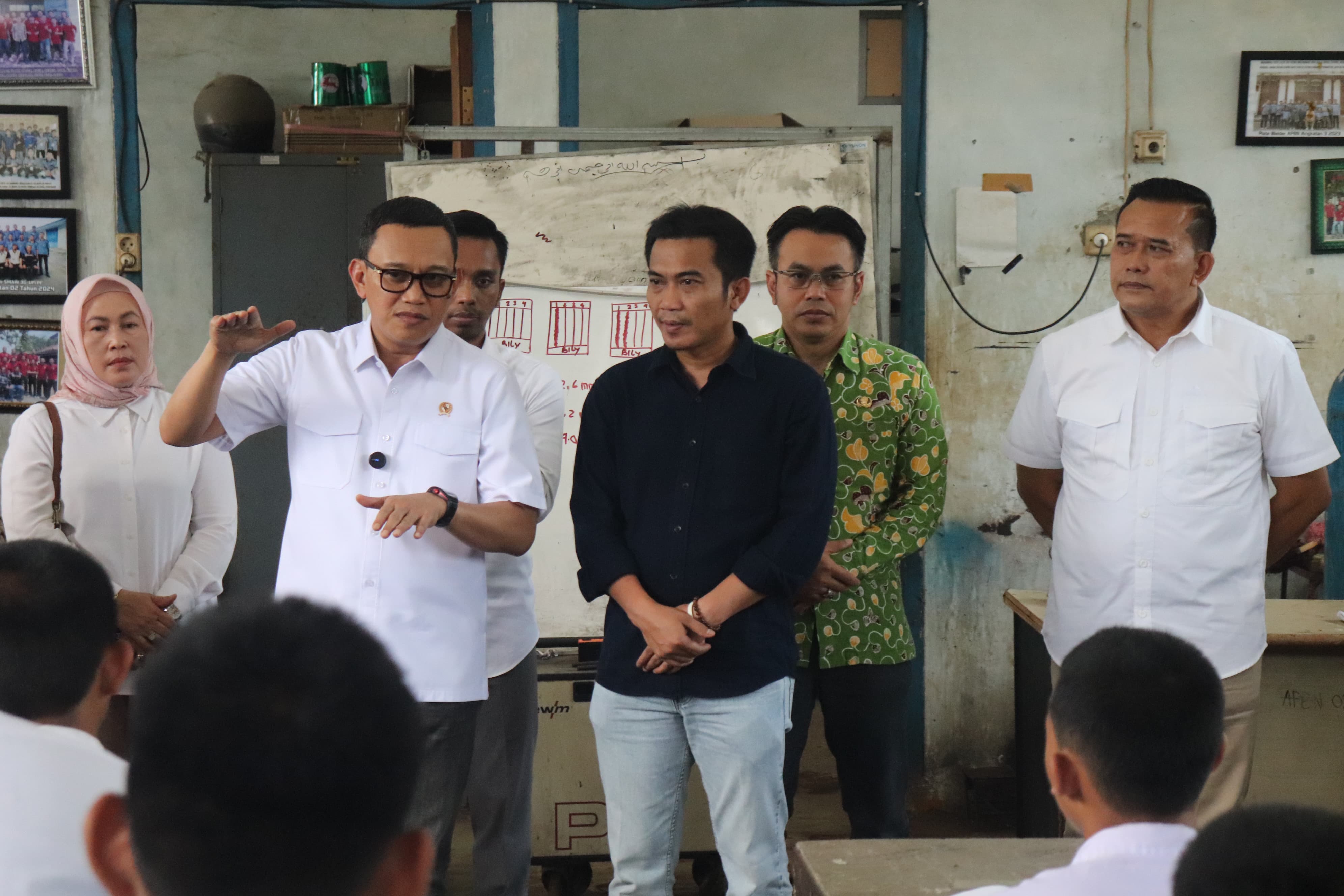 Jadi Kantong PMI di Indonesia, Kabupaten Cirebon Menuju Pusat Migran Legal dan Terlatih