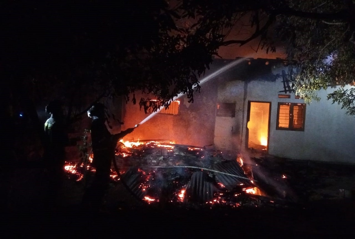 Kebakaran Rumah Warga Cidahu Kuningan, Kerugian Puluhan Juta, Ini Dia Penyebabnya