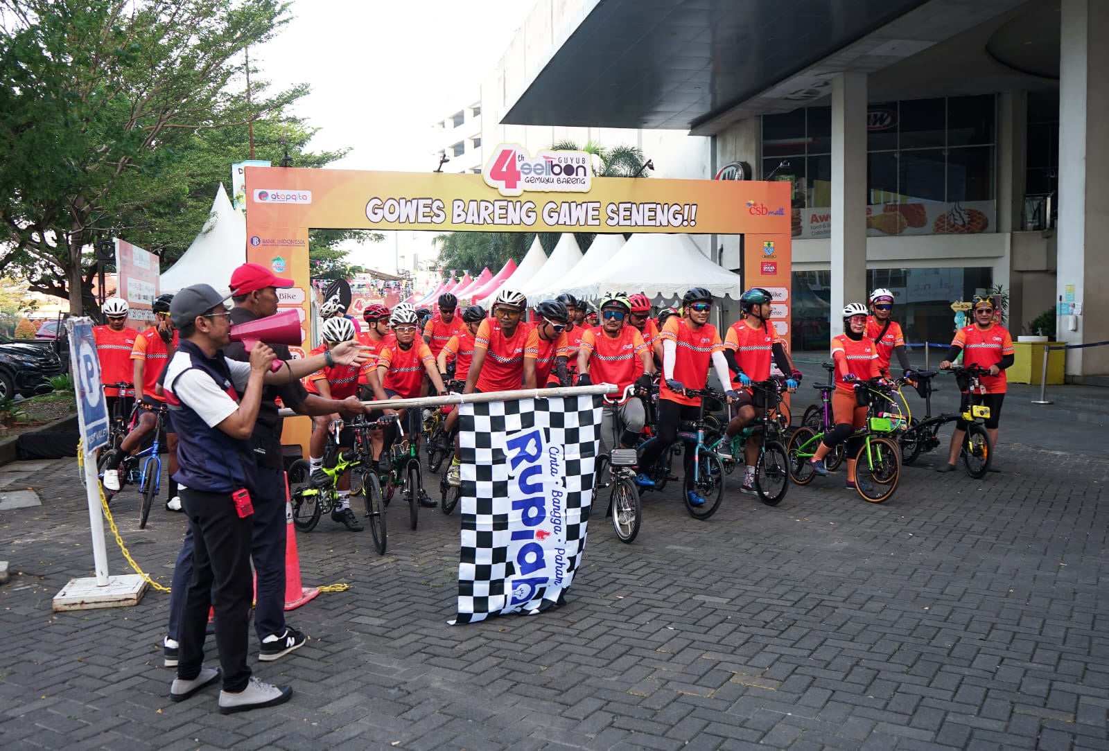 Seli Fondo, Event Tahunan Komunitas Sepeda Lipat Cirebon Sukses Digelar