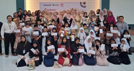 Pesantren Al Hikmah dan Rumah Bunda Mulia Santuni Janda dan Yatim