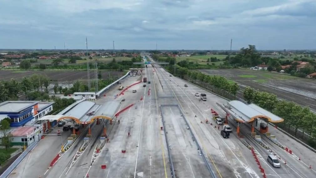 Pembongkaran Gerbang Tol Palimanan Cipali Resmi Selesai