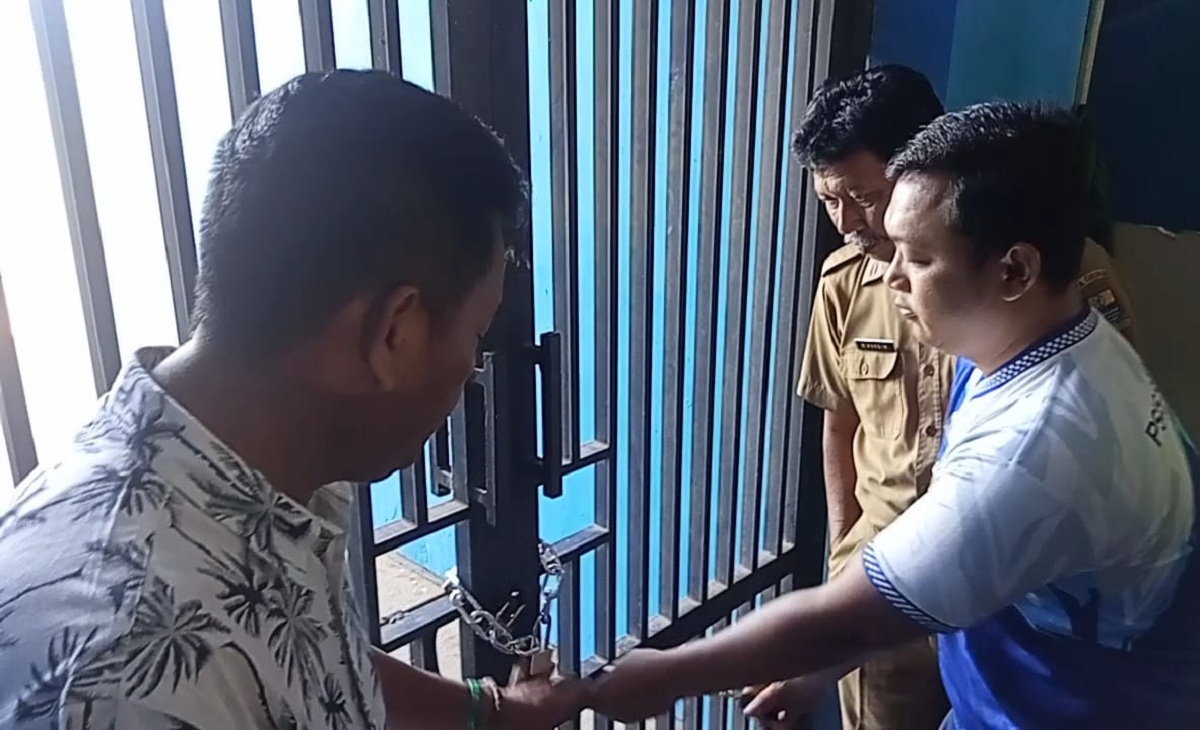 Subagja Segel Stadion Bima Cirebon, Pintu Digembok, Piala Pertiwi 2025 Terancam Batal