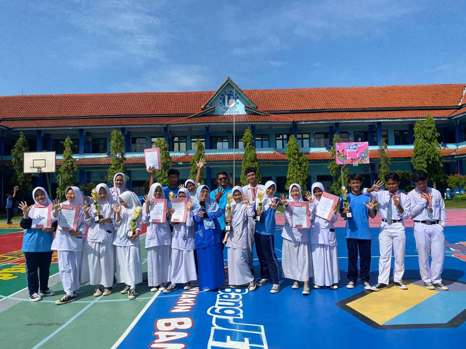 Lagi, SMA Islam Al Azhar 5 Cirebon Borong Juara PMR dan Popkota