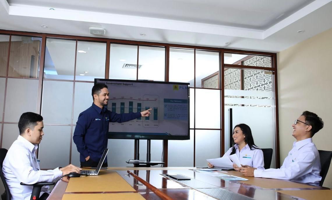 Transformasi Organisasi Berbuah Manis, PLN Raih Sertifikasi Great Place to Work 2025