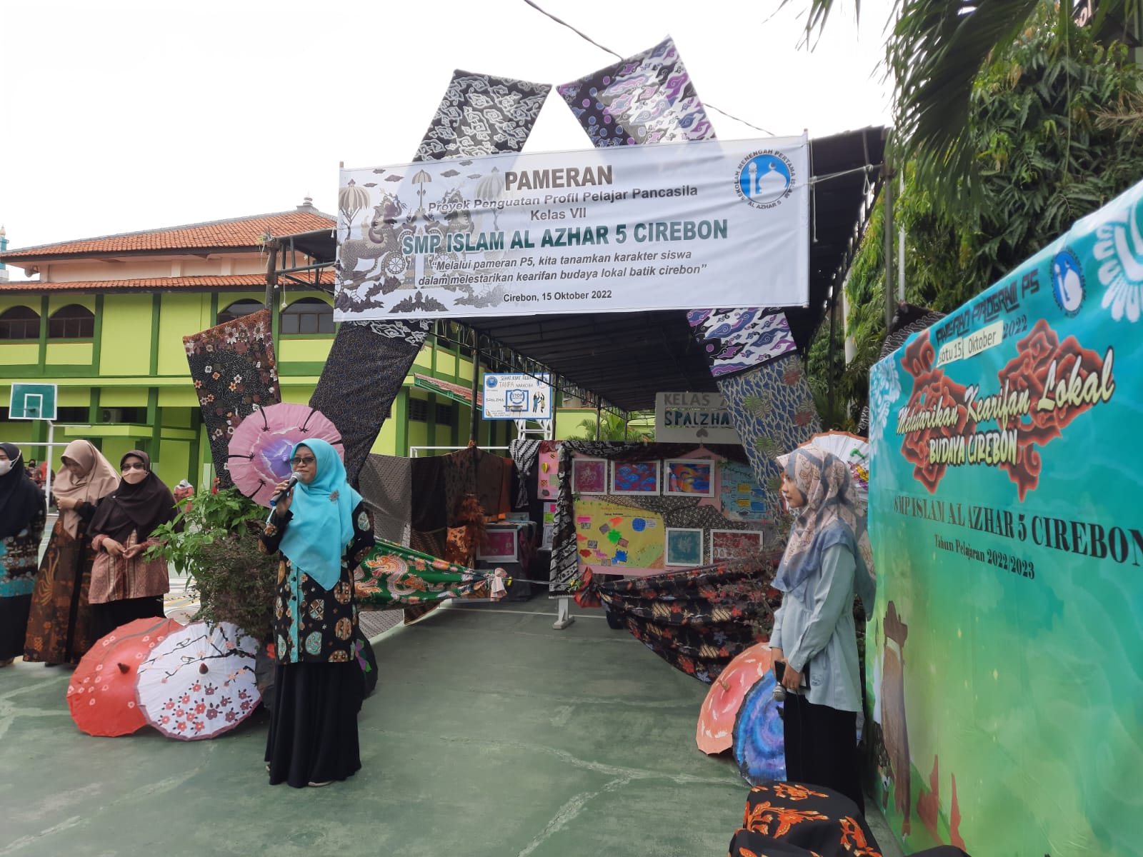 SMP Islam Al Azhar 5 Cirebon Menggelar Pameran P5 Kelas VII