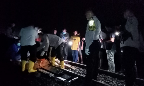 Tertabrak Kereta di Arjawinangun Kabupaten Cirebon, Tubuh Pria Ini Terpental 100 Meter 