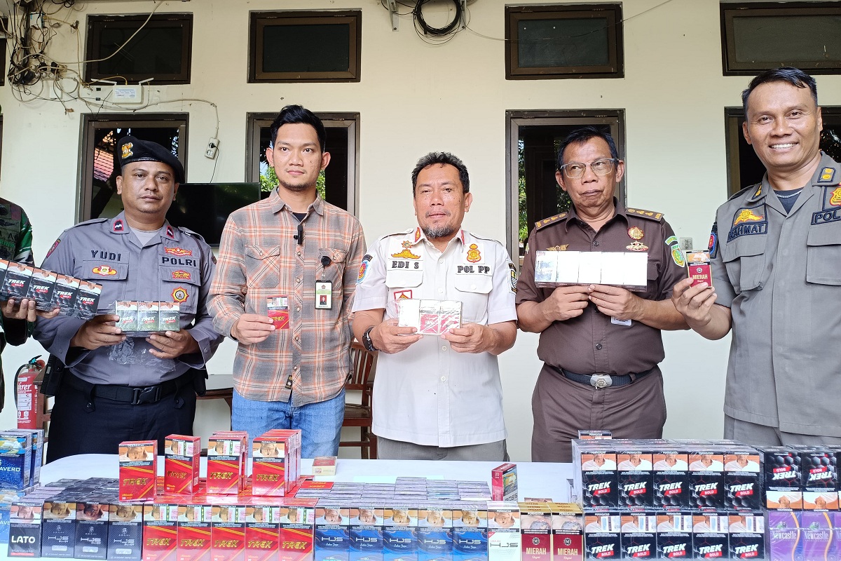 Razia Rokok Ilegal, 30 Warung dan Toko di Kota Cirebon Didatangi Petugas Gabungan