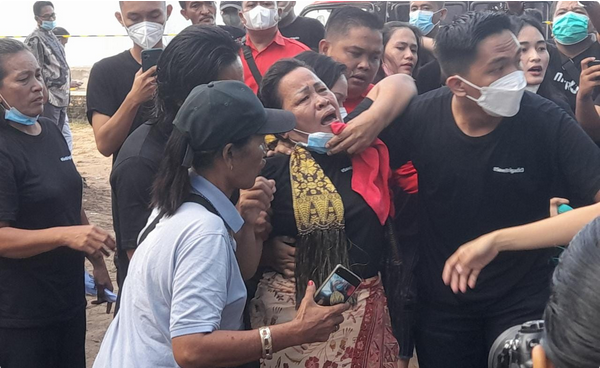 Autopsi Ulang Jenazah Brigadir J, Rosti Tagih Janji Istri Ferdy Sambo: Kata Kamu Mau Menjaga... 
