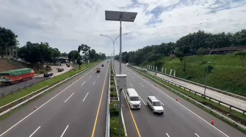 Arus Lalu Lintas Tol Cipali H+4 Natal Terpantau Lancar, Kendaraan ke Jakarta Menurun