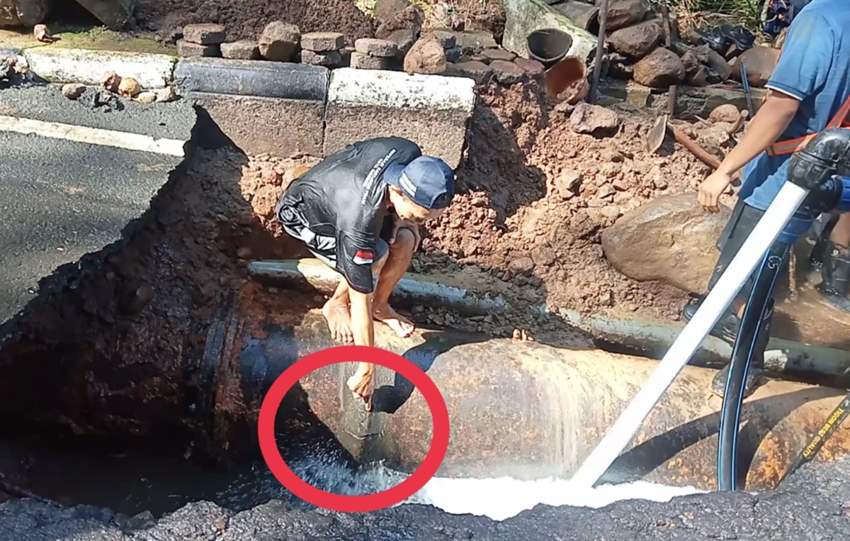 Ini Dia Penampakan Pipa PDAM Cirebon yang Bocor di Plangon, Normalisasi Butuh Waktu 7 Hari