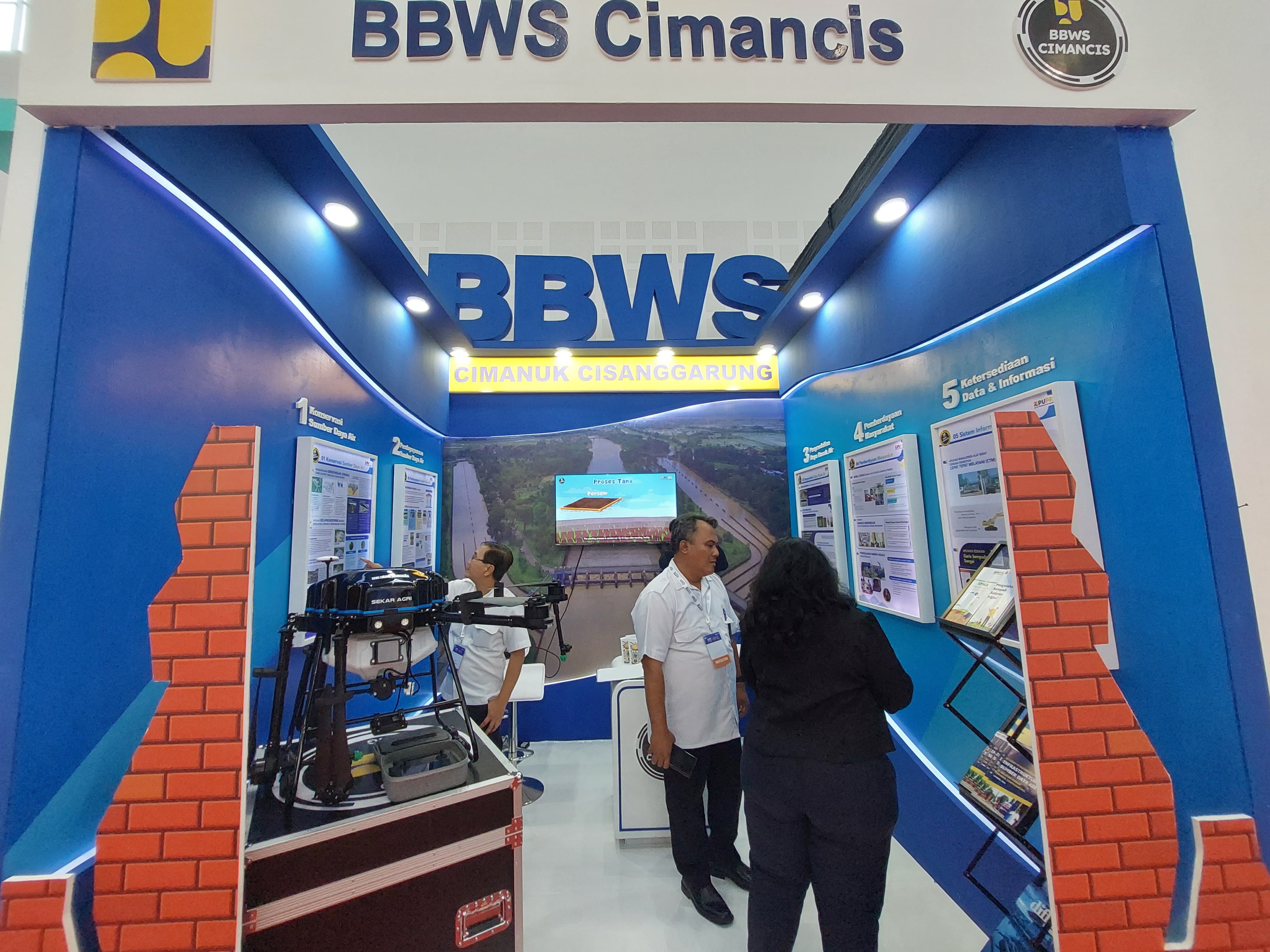 Booth BBWS Cimancis Mejeng di InaRI Expo 2024