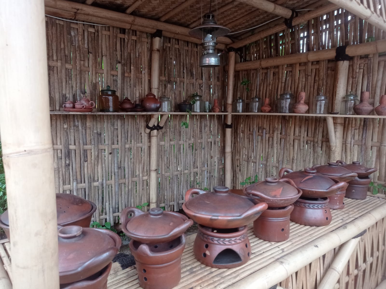 Tempat Makan Nyaman di Kuningan Konsep Jadul, Di Sini Lokasinya