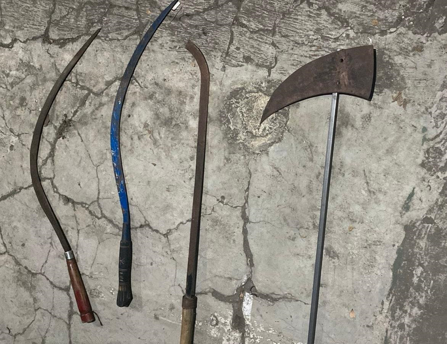 Pencabut Nyawa, Sajam Milik Geng Motor Perusak Rumah di Megu Gede Cirebon