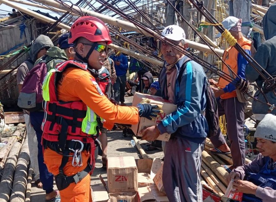 Terjebak di Dermaga Eks Tambang Pasir, 71 Nelayan Sukabumi Berhasil Dievakuasi 