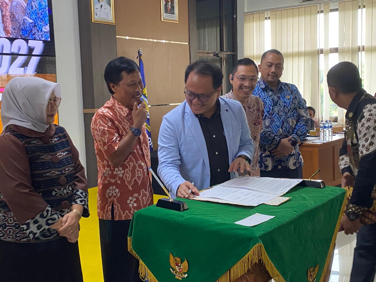 Ketua DPRD Apresiasi Kinerja Infrastruktur Wali Kota Cirebon