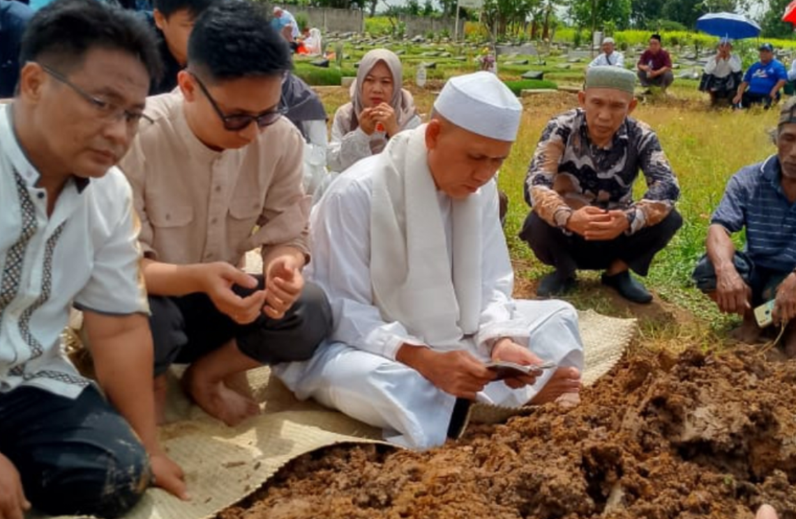 Khatib Meninggal saat Khotbah Idul Fitri Terekam CCTV, Sempat Ucapkan Salam ke Jemaah