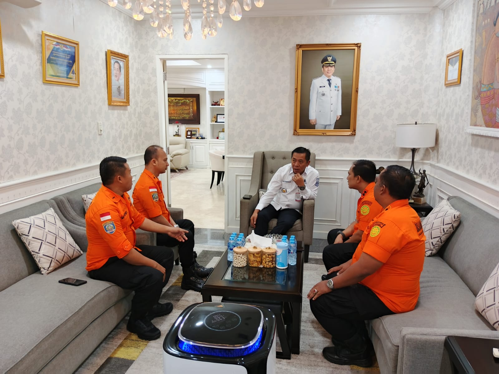 Tingkatkan Sinergitas Pelayanan SAR di Wilayah Karawang, Kepala Kantor SAR Bandung Audiensi ke Bupati Karawang