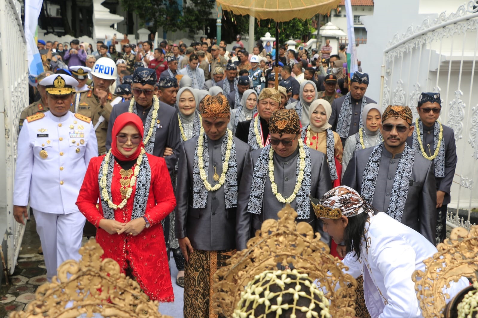 Paripurna Hari Jadi Menggunakan Bahasa Daerah