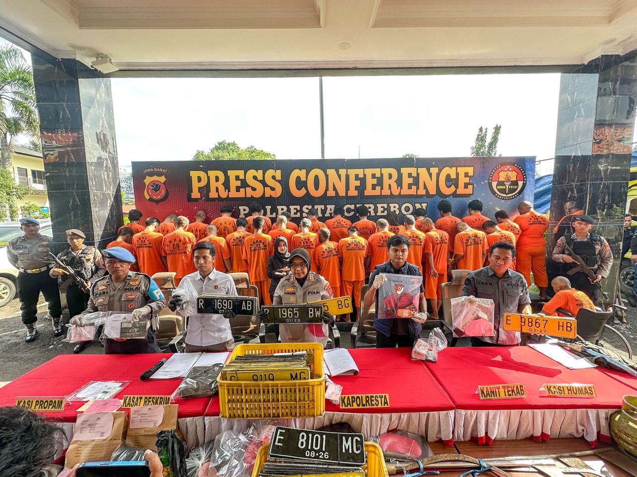 Geger! Polresta Cirebon Ungkap 24 Kasus, Ada Pembunuhan hingga Penyalahgunaan BBM Bersubsidi