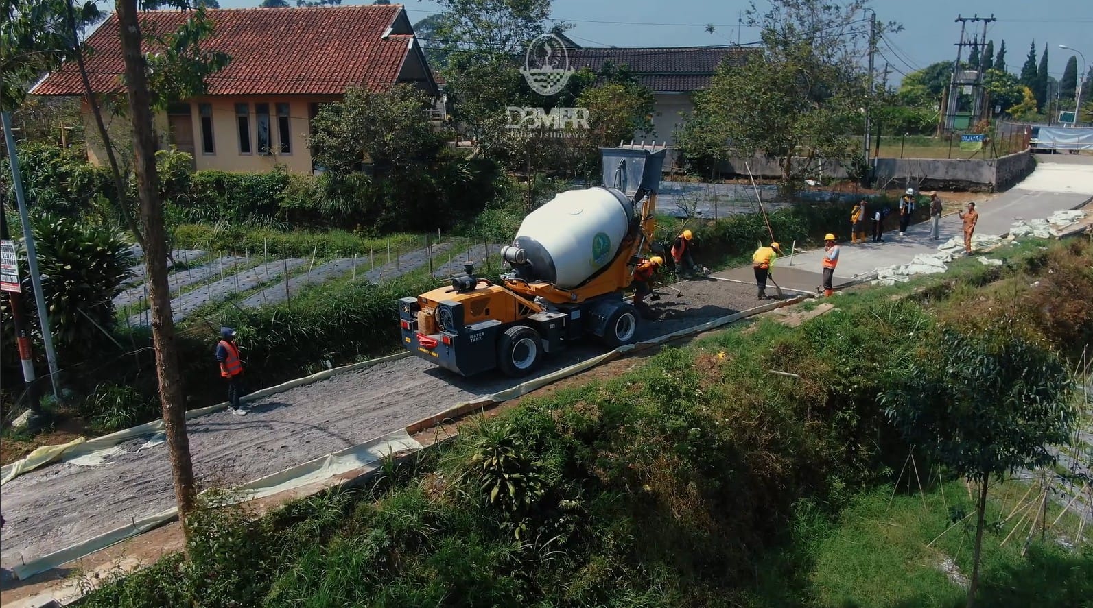 Jabar Punya 18 Unit Mobile Batching Plant, Bangun Jalan Beton di Desa Terpencil Lebih Mudah