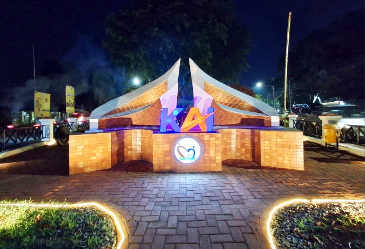 KAI Cirebon Revitalisasi Taman Kota: Kolaborasi Budaya, Lingkungan, dan Harmoni