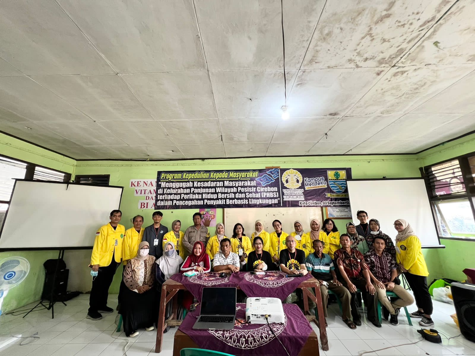 Mahasiswa UI Sosialisasi Pencegahan Penyakit Berbasis Lingkungan melalui PHBS di Kelurahan Panjunan