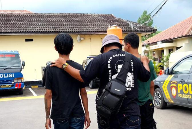 BREAKING NEWS: Dugaan Pembunuhan di Tol Cipali, 8 Orang Pelaku Ditangkap Polresta Cirebon