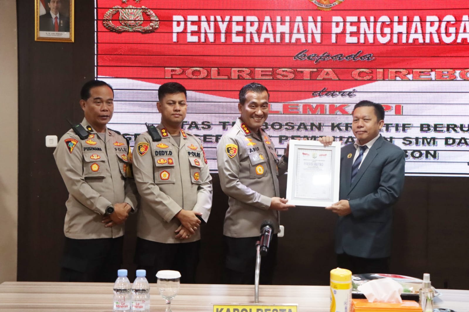 Polresta Cirebon Terima Dua Penghargaan Sekaligus dari Lemkapi