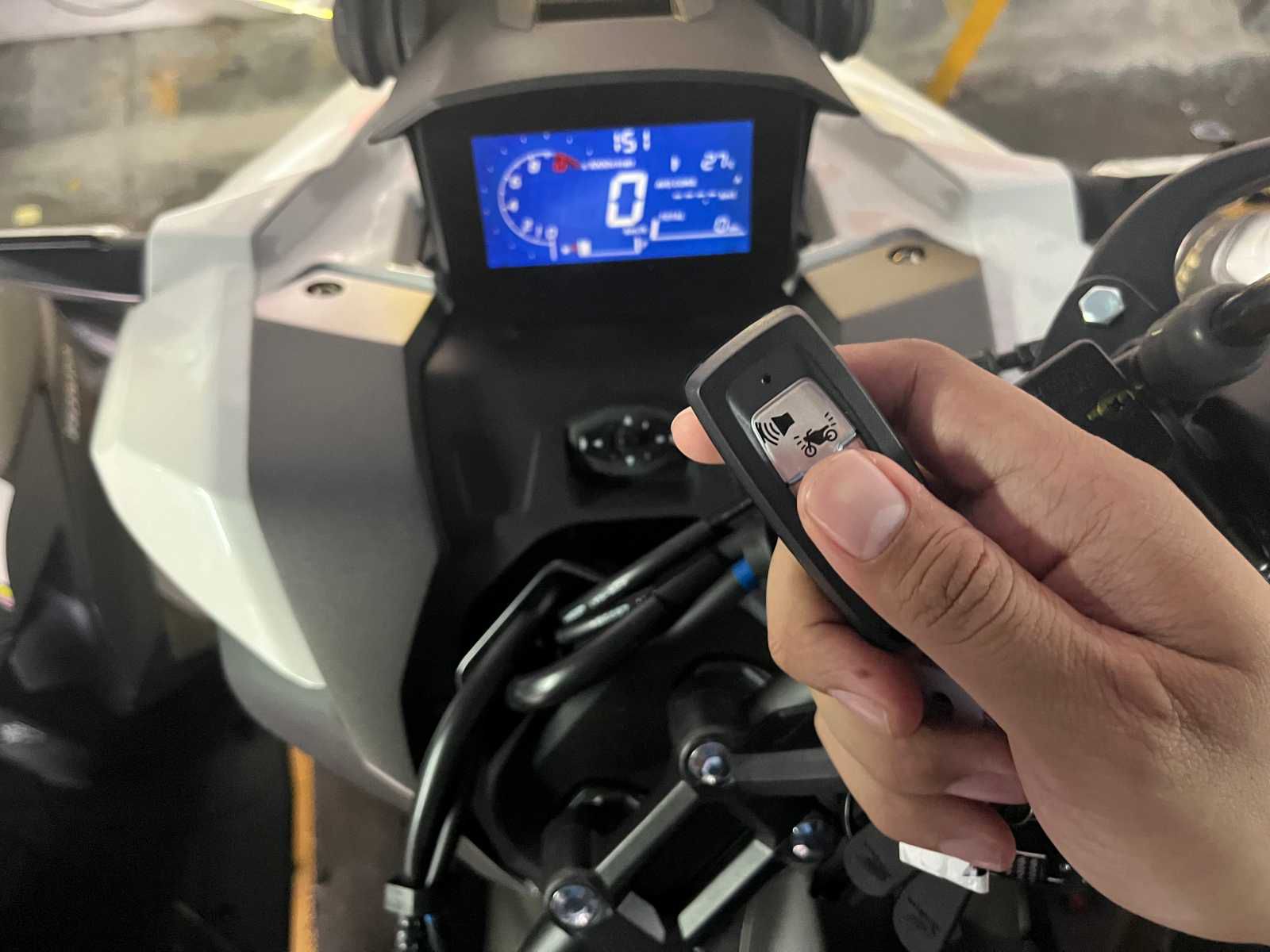 Jangan Panik! Begini Cara Mengenali Baterai Smart Key yang Mulai Lemah