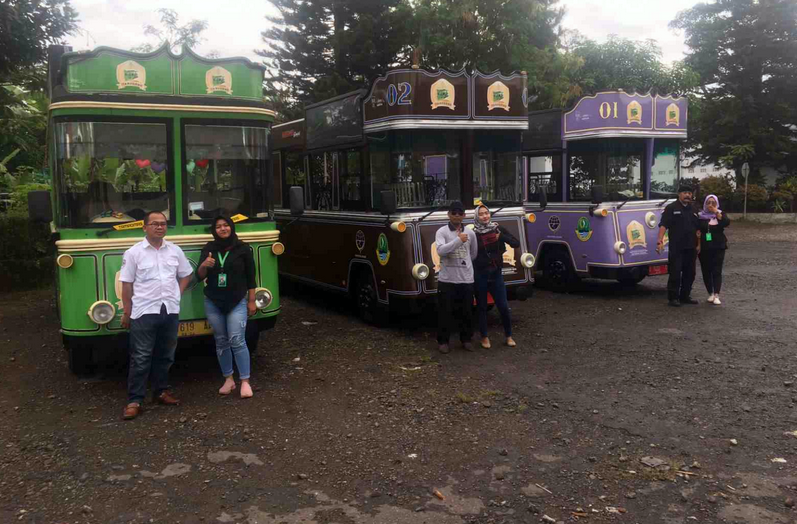 Wisata Sumedang, Tamasya Keliling Kota dengan Bus Wisata Tampomas, Bisa Juga ke Waduk Jatigede