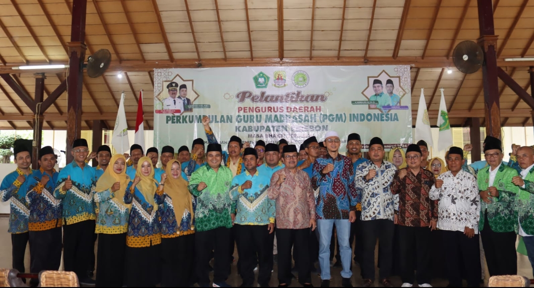 Pelantikan PGMI Kabupaten Cirebon, Bupati Imron: Guru Madrasah Jadi Perekat Bangsa dan Pelopor Kemajuan