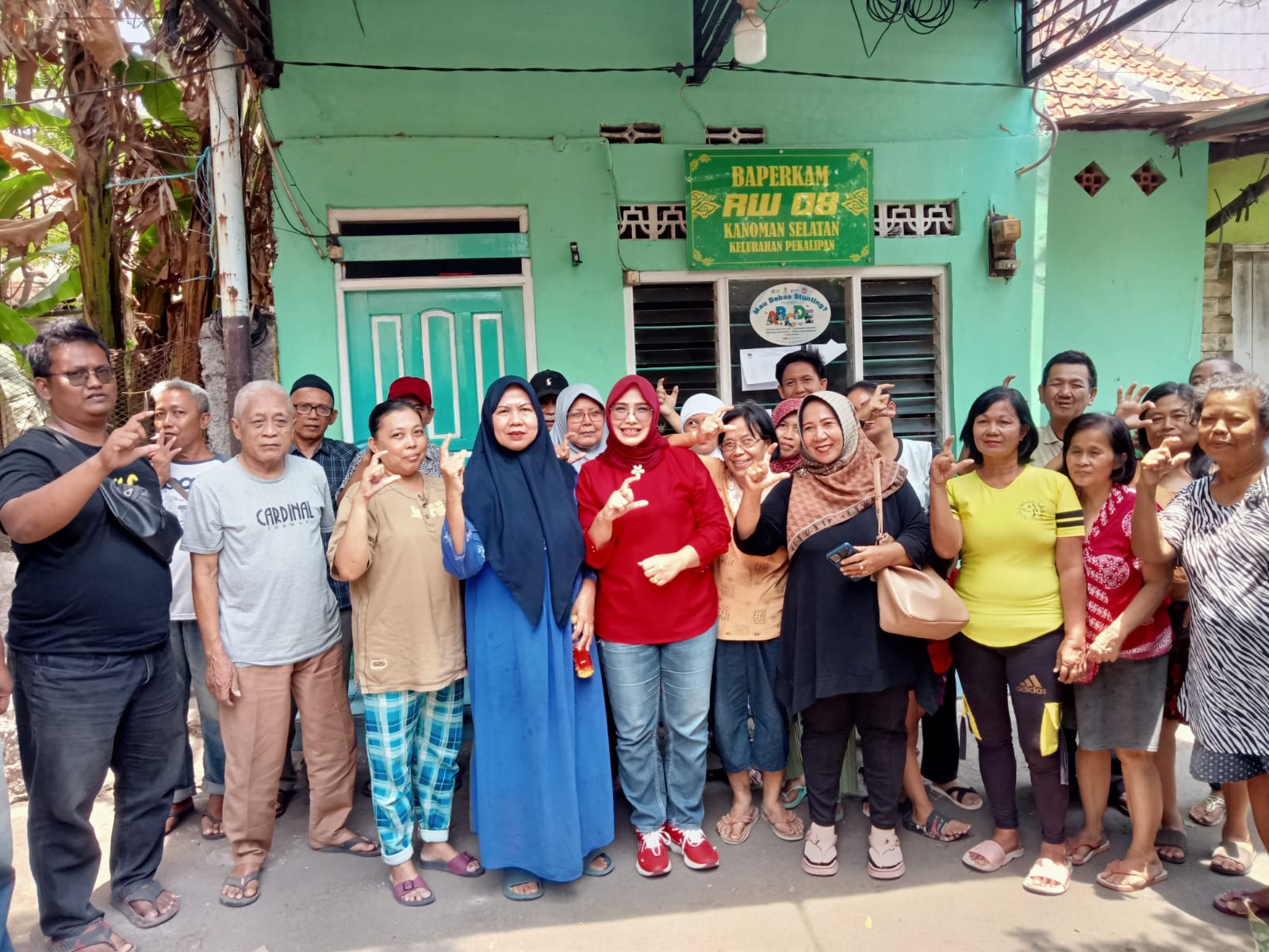 Serap Aspirasi Warga, Balon Wakil Walikota Cirebon Fitria Pamungkaswati Blusukan ke Kanoman Selatan