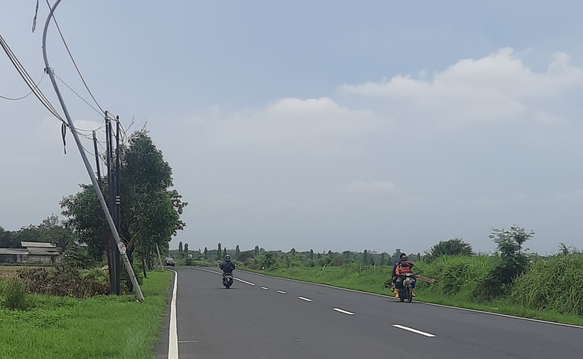 Jalan dari Indramayu ke Bandara Kertajati Mulus Tapi Warga Masih Mengeluh, Oh Ternyata