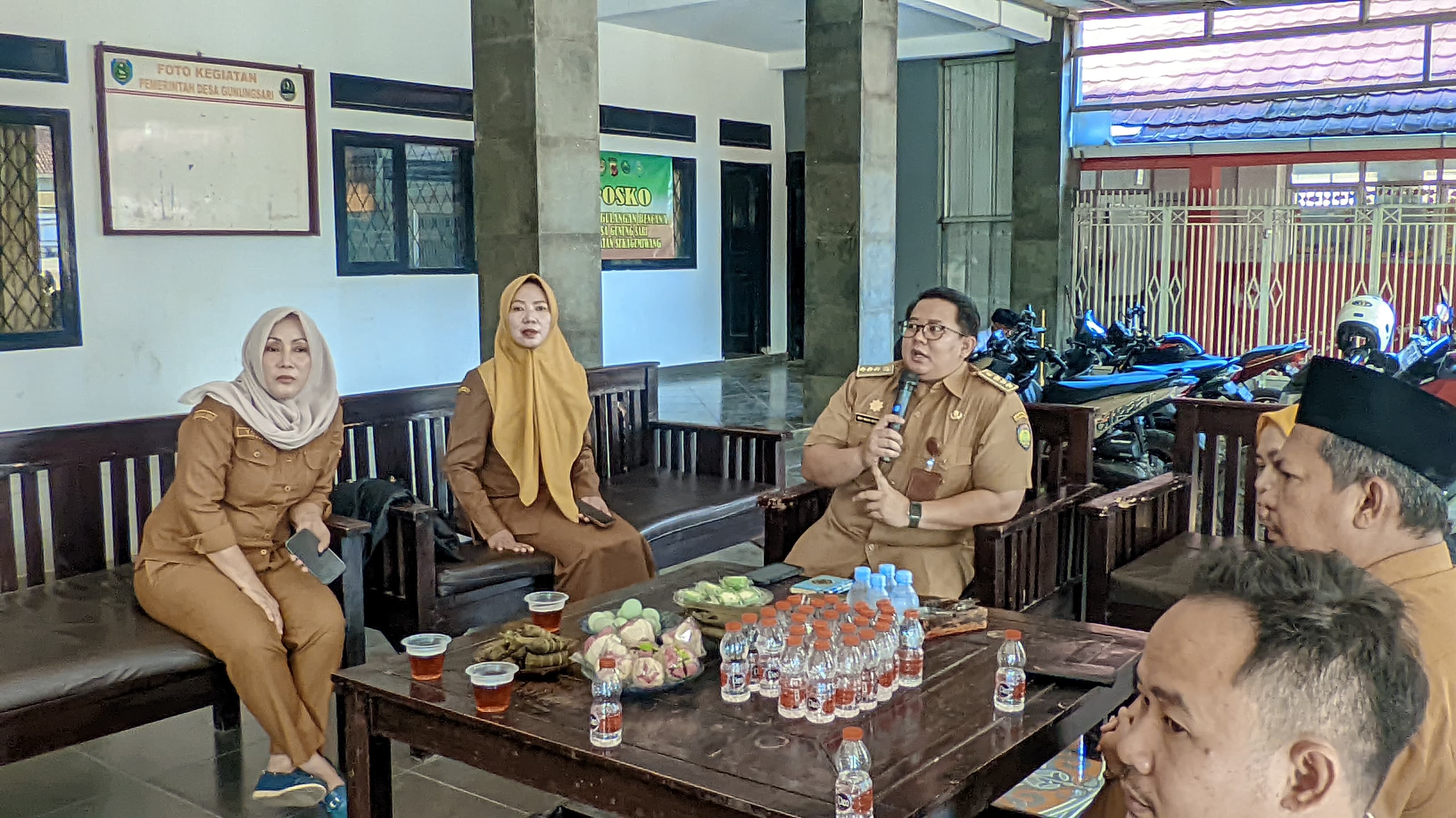 Camat Sukagumiwang Inisiasi Program Bank Sampah di Sekolah untuk Wujudkan Lingkungan Bersih